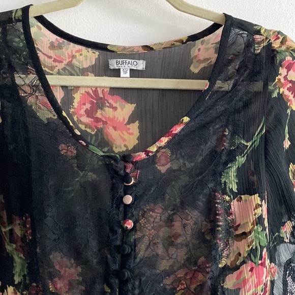 Buffalo David Bitton sheer blouse - Picture 3 of 5